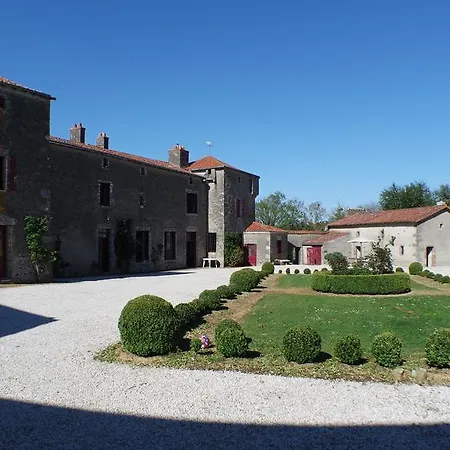 De La Bruniere Feriehus La Pommeraie-sur-Sèvre